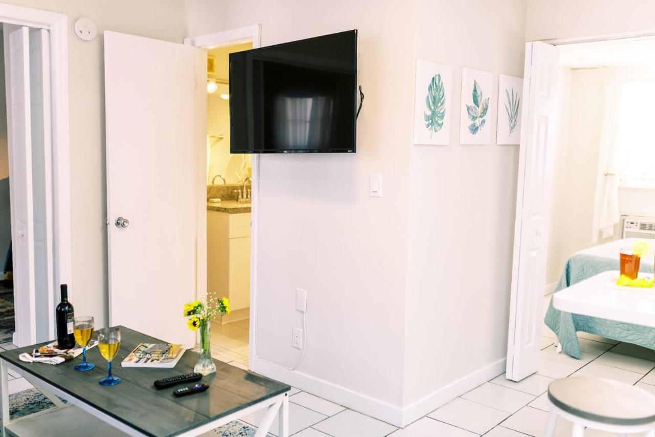 Beachside Gardens Apartments By Lowkl Deerfield Beach Exterior photo